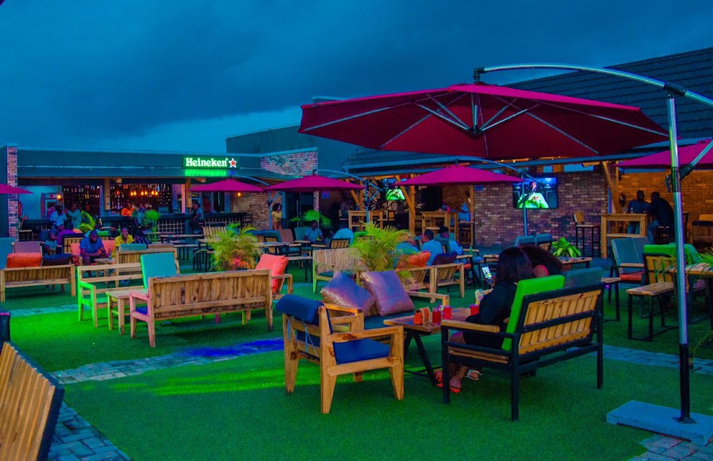 Berrymist Lounge